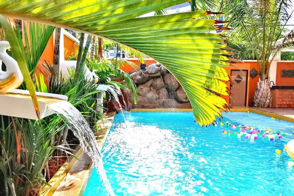 Goldland Luxury Pool Walking Street 8 Bedrooms * Pattaya