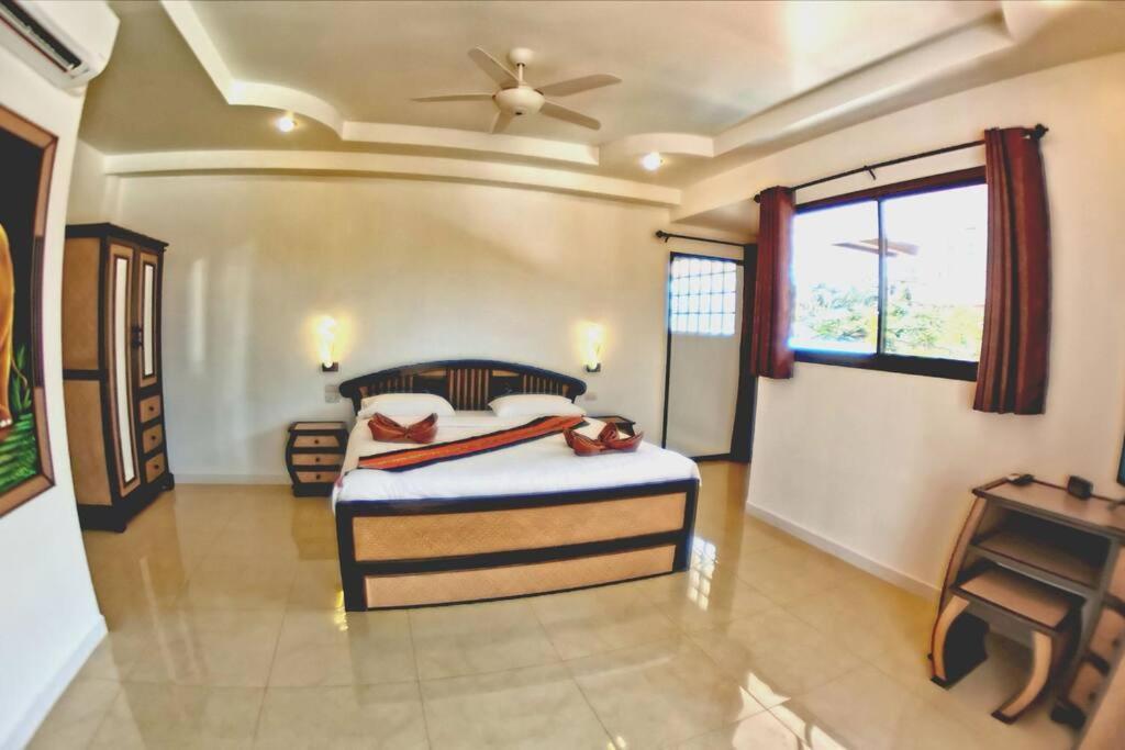 Goldland Luxury Pool Walking Street 8 Bedrooms * Pattaya