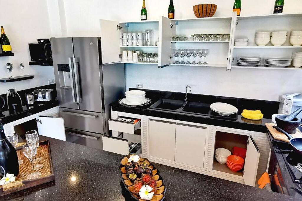 Goldland Luxury Pool Walking Street 8 Bedrooms Villa Pattaya